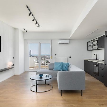 Celine By Halu!, Spacious Apartments Next To Business Hub Szaloniki Kültér fotó