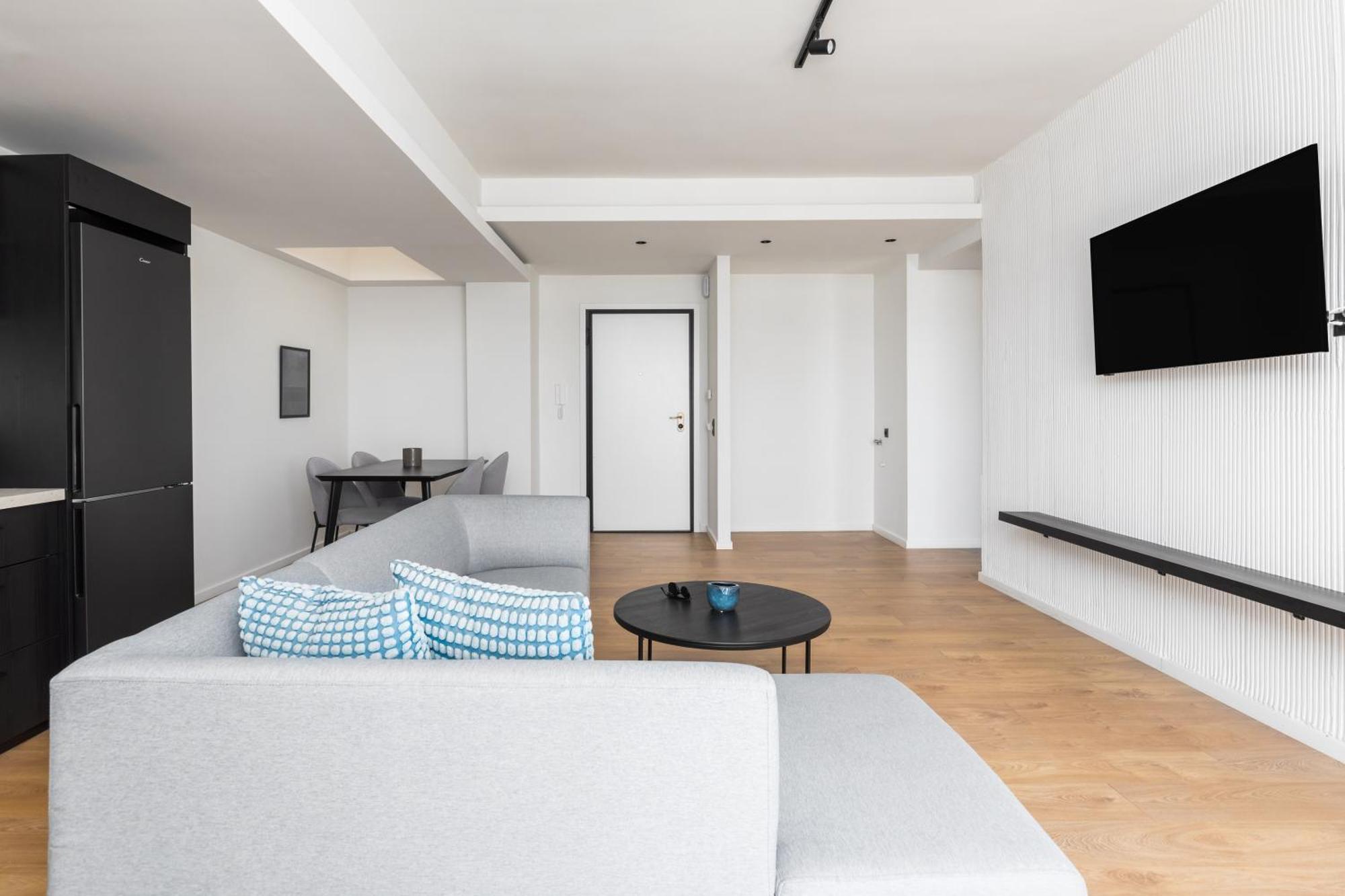 Celine By Halu!, Spacious Apartments Next To Business Hub Szaloniki Kültér fotó